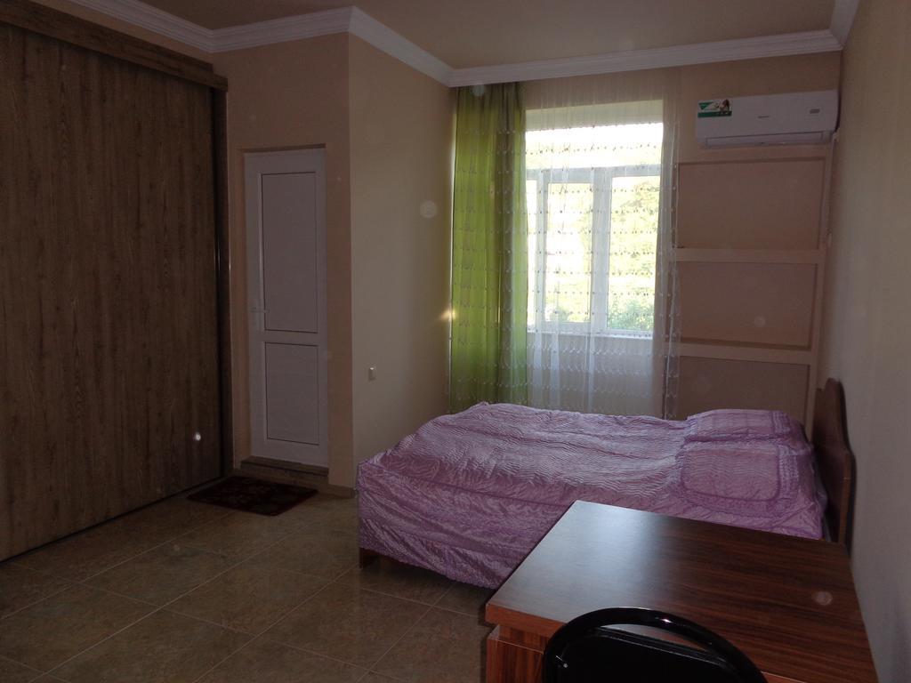 Guest House Vitali Gonio Esterno foto