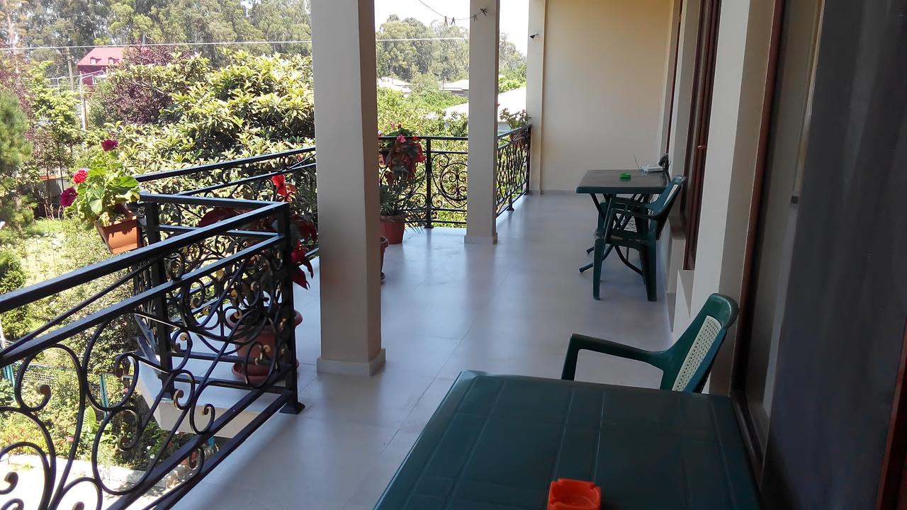 Guest House Vitali Gonio Esterno foto