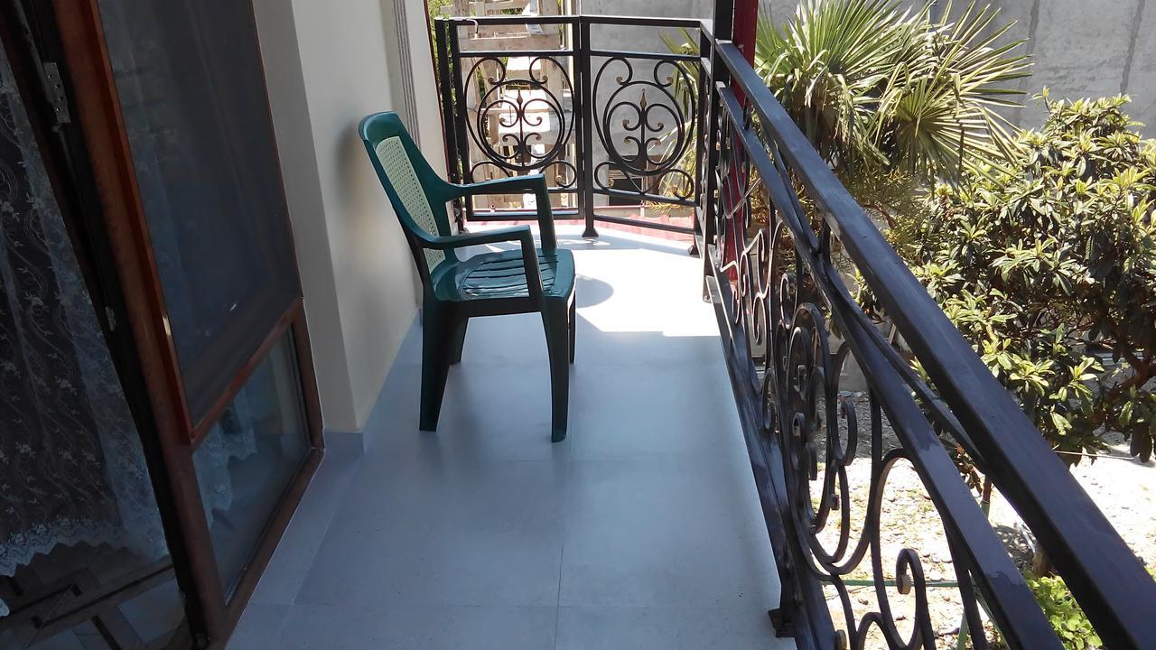 Guest House Vitali Gonio Esterno foto