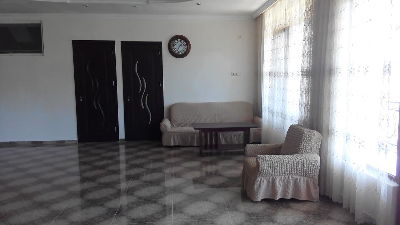 Guest House Vitali Gonio Esterno foto