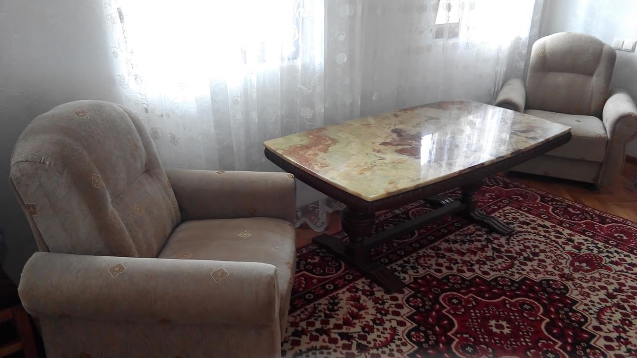 Guest House Vitali Gonio Esterno foto